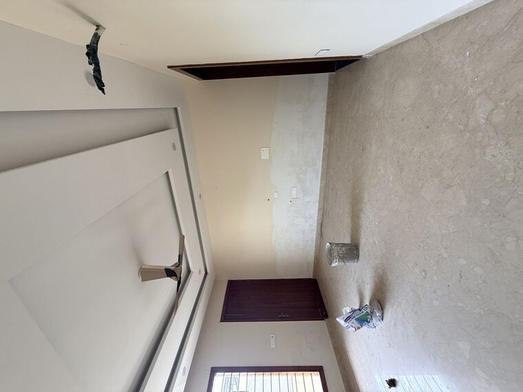 Room, sector 21c 4 Bedroom 350 Sq.Yd. Builder Floor In Sector 21c Faridabad 10201376