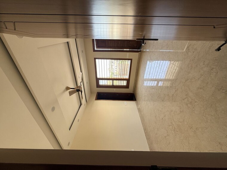 Room, sector 21c 4 Bedroom 350 Sq.Yd. Builder Floor In Sector 21c Faridabad 10201376