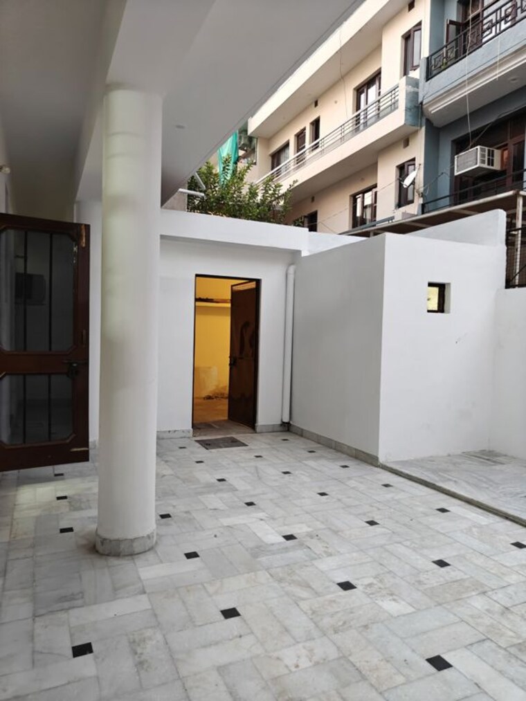 Exterior View, sector 82 4 Bedroom 250 Sq.Yd. Independent House In Sector 82 Mohali 10208394