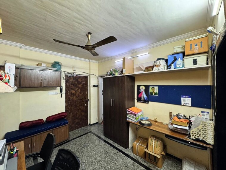 Room, dheeraj-sagar 1 RK 240 Sq.Ft. Apartment In Malad West Mumbai 10208558