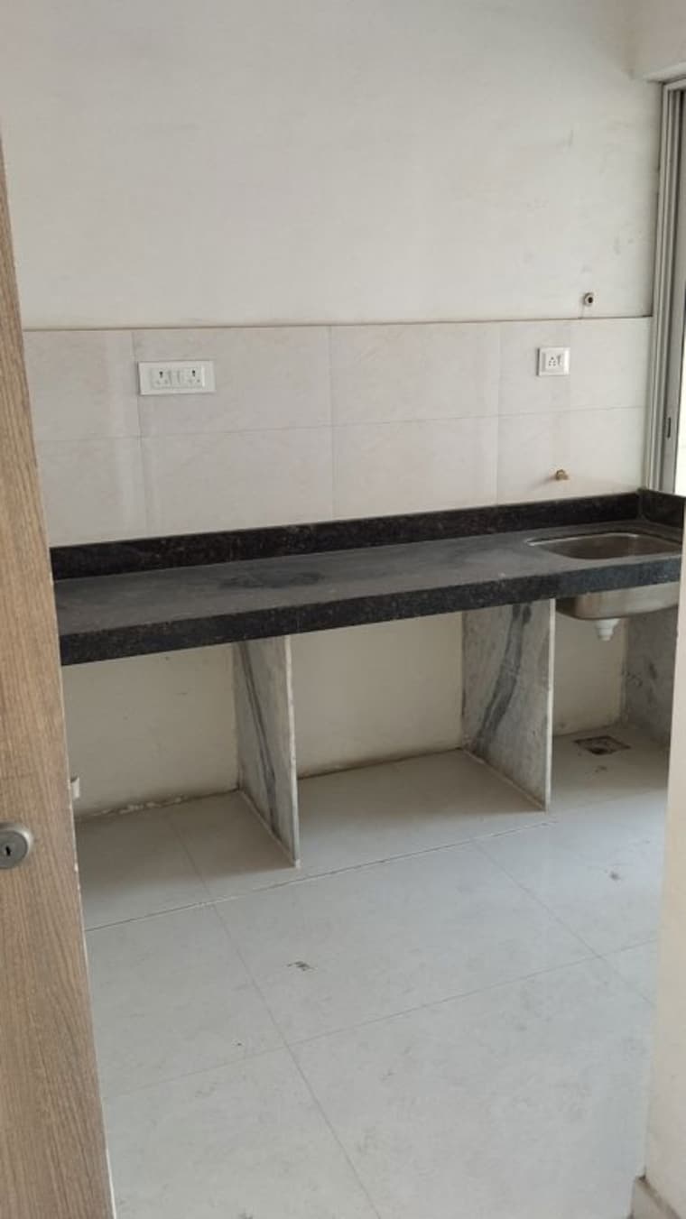 Kitchen, newlook-bhavya-elite 2 Bedroom 586 Sq.Ft. Apartment In Wadala Mumbai 10208566