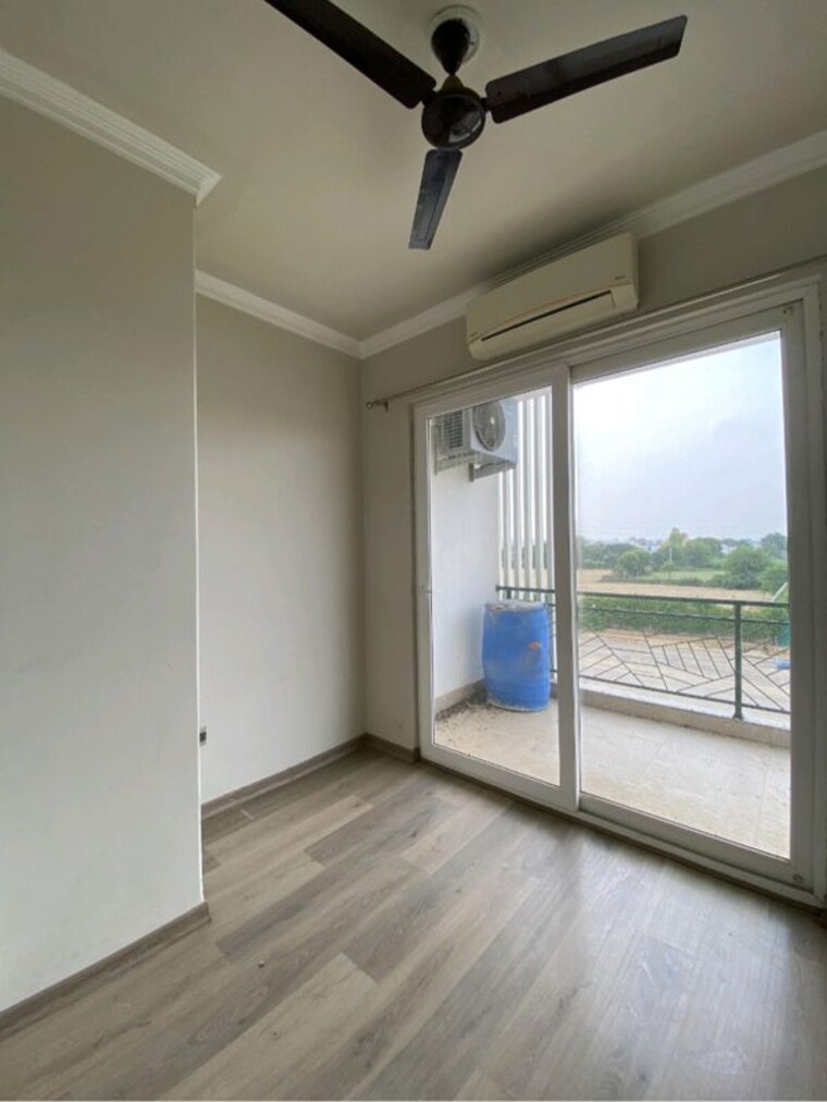 Room, central-park-flower-valley 3 Bedroom 1080 Sq.Ft. Builder Floor In Sohna Sector 33 Gurgaon 10208577