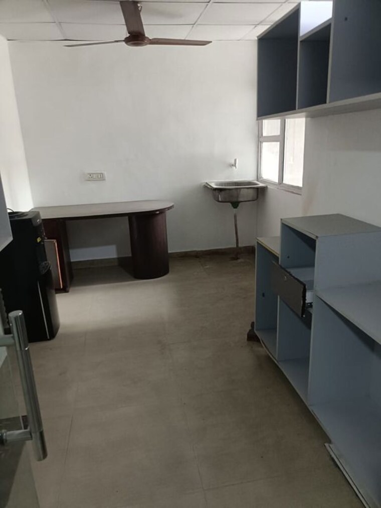 Kitchen, sector 2 Commercial Office Space 2000 Sq.Ft. In Sector 2 Noida 10208568