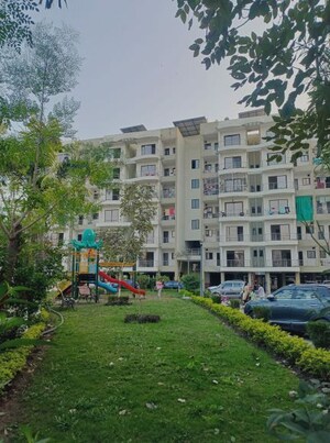 4 BHK Apartment For Sale in Salaiya