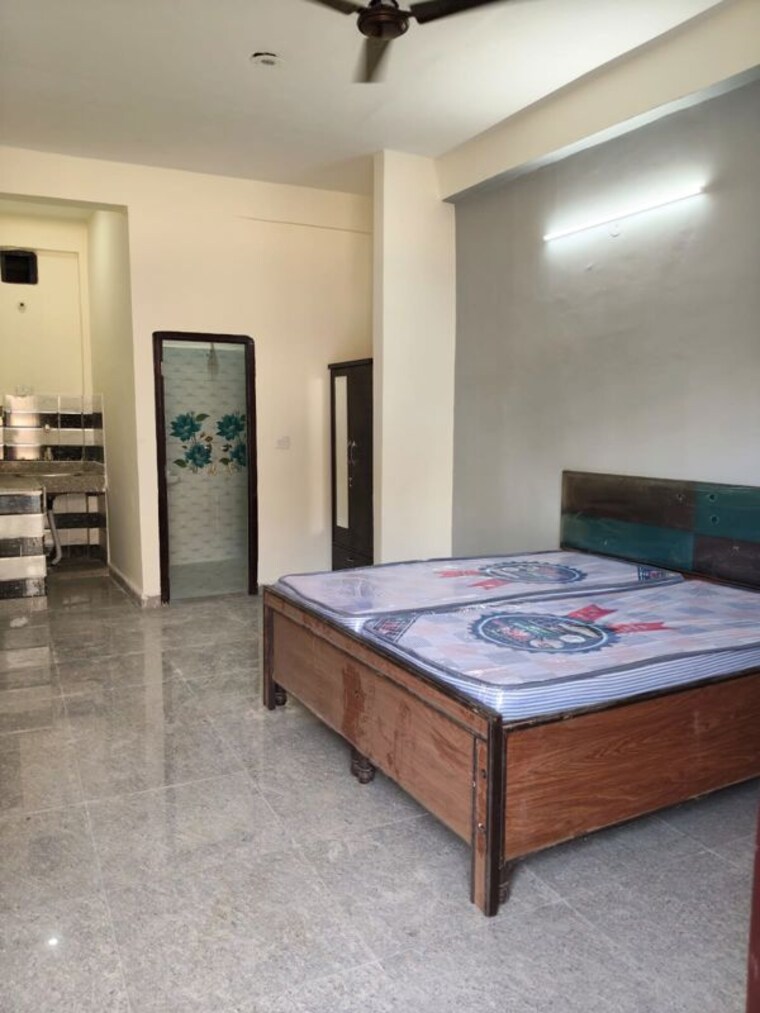 Bedroom, rwa-apartments-sector-52 3 Bedroom 1950 Sq.Ft. Builder Floor In Sector 52 Noida 10208587