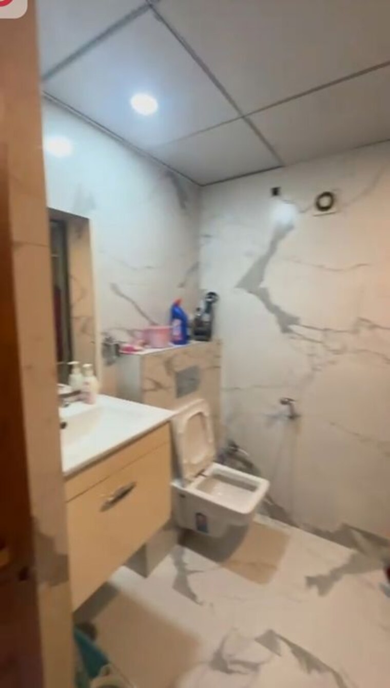 Bathroom, spr-imperial-estate 3 Bedroom 2155 Sq.Ft. Apartment In Sector 82 Faridabad 10208602