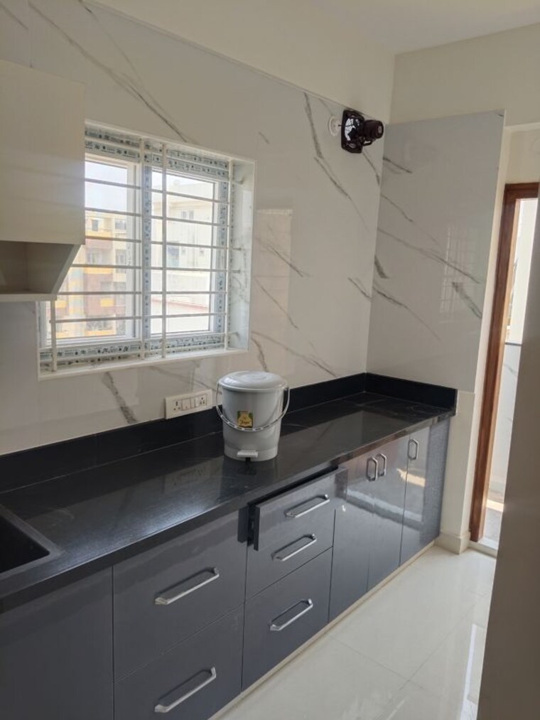 Kitchen, sri-sai-residency-kadubeesanahalli 1 Bedroom 600 Sq.Ft. Apartment In Kadubeesanahalli Bangalore 10208643