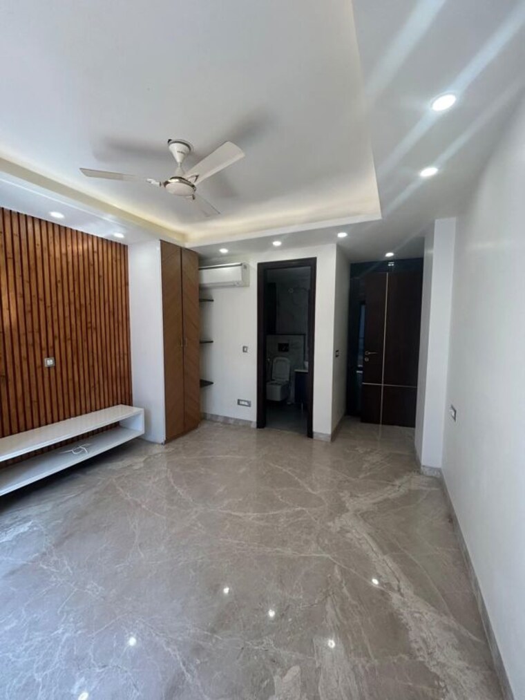 Room, saket 4 Bedroom 2500 Sq.Ft. Apartment In Saket Delhi 10208645
