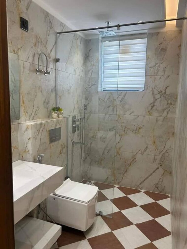Bathroom, saket 4 Bedroom 2300 Sq.Ft. Apartment In Saket Delhi 10208677