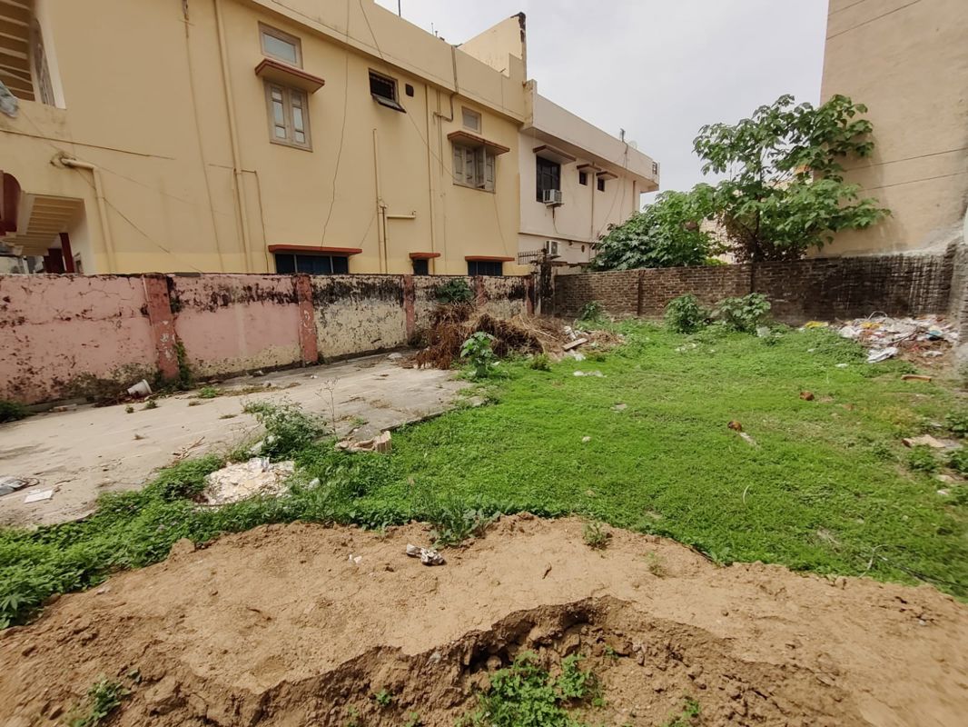 Plot For Sale in Ballupur
