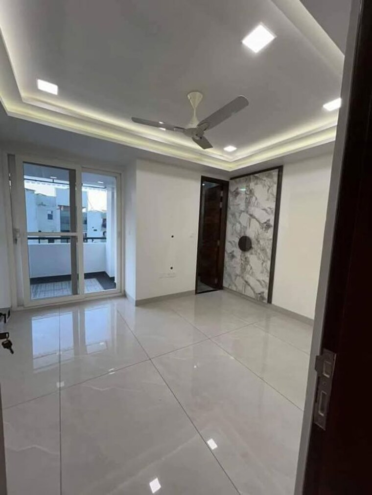 Room, saket 2 Bedroom 900 Sq.Ft. Apartment In Saket Delhi 10208692