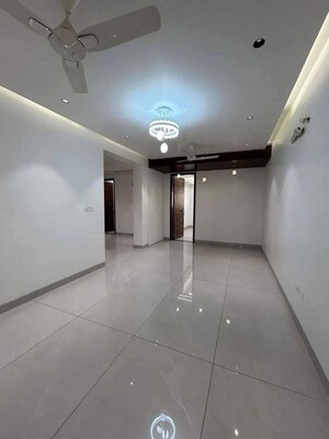 2 BHK Apartment For Rent in Saket