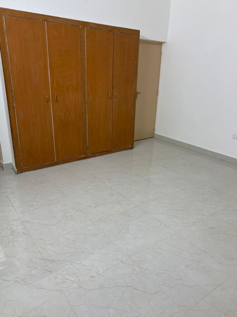 Room, gomti nagar 2.5 Bedroom 1500 Sq.Ft. Builder Floor In Gomti Nagar Lucknow 10208714