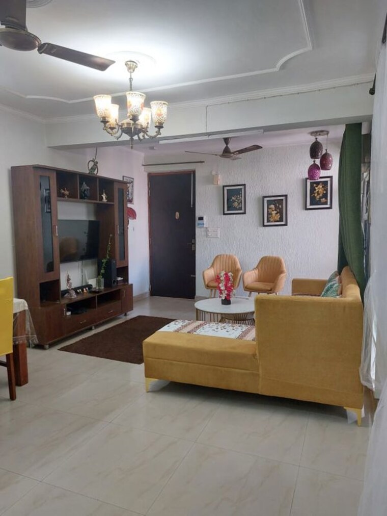 Living Room, vip road 3 Bedroom 1140 Sq.Ft. Apartment In Vip Road Zirakpur 10208712