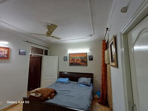 Room in 3 BHK Apartment at Vip Road – for Sale
