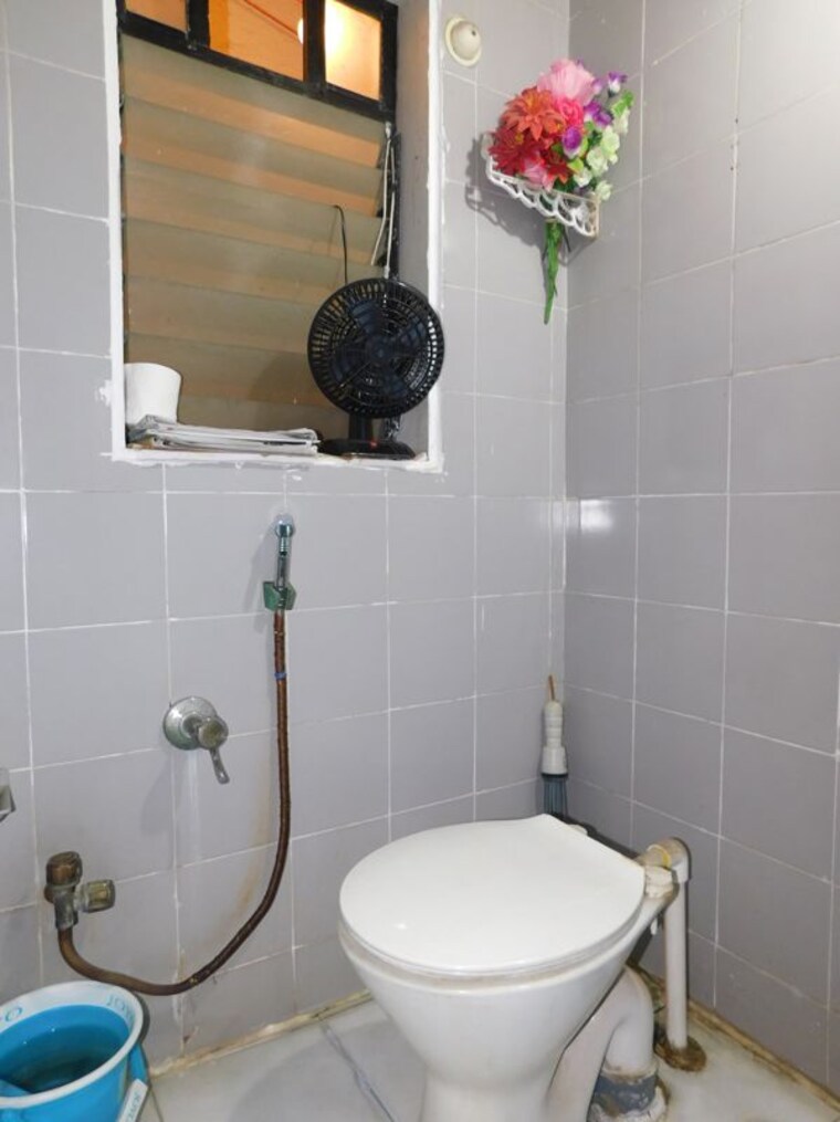Bathroom, highland-residency-chsl 1 Bedroom 484 Sq.Ft. Apartment In Balkum Pada Thane 10208733