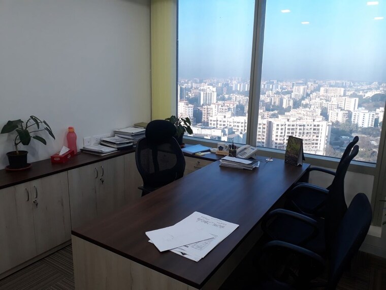 Team Area, lodha-supremus-powai Commercial Office Space 1800 Sq.Ft. In Powai Mumbai 10208731