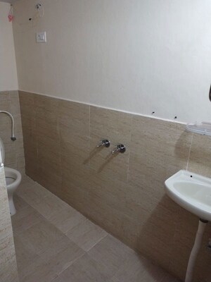 Bathroom in 3.5 BHK Builder Floor at Adarsh Nagar – for Rent