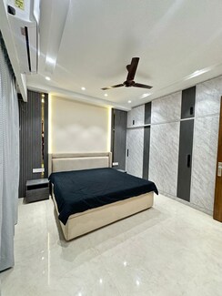 3.5 BHK + Servant Room Apartment For Sale in Sector 20