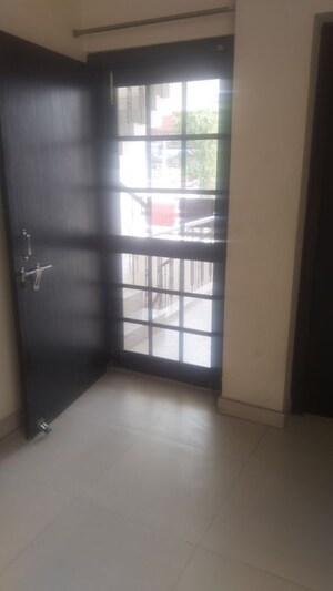 Room in 1 RK Builder Floor at Gomti Nagar – for Rent