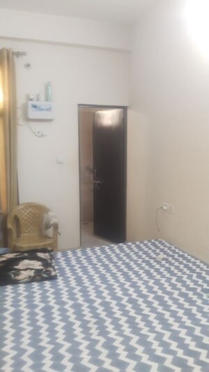 Bedroom in 1 RK Builder Floor at Gomti Nagar – for Rent