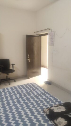 Bedroom in 1 RK Builder Floor at Gomti Nagar – for Rent