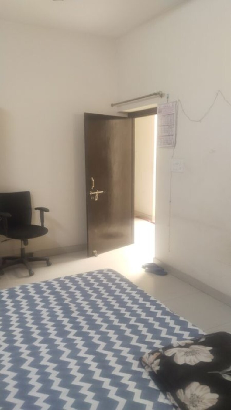 Bedroom, gomti nagar 1 RK 400 Sq.Ft. Builder Floor In Gomti Nagar Lucknow 10208899