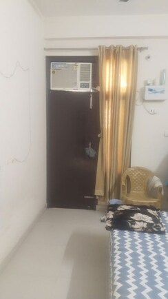 1 Rk+ Pooja Room Builder Floor For Rent in Gomti Nagar