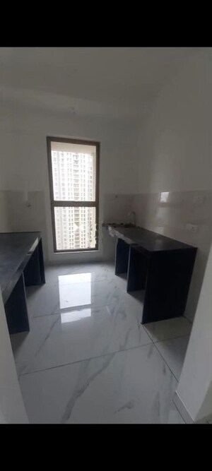 1 BHK Apartment For Rent in Raymond Ten X Habitat, Pokhran Road No Two