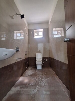 Bathroom in 3 BHK Apartment at Kondapur – for Rent