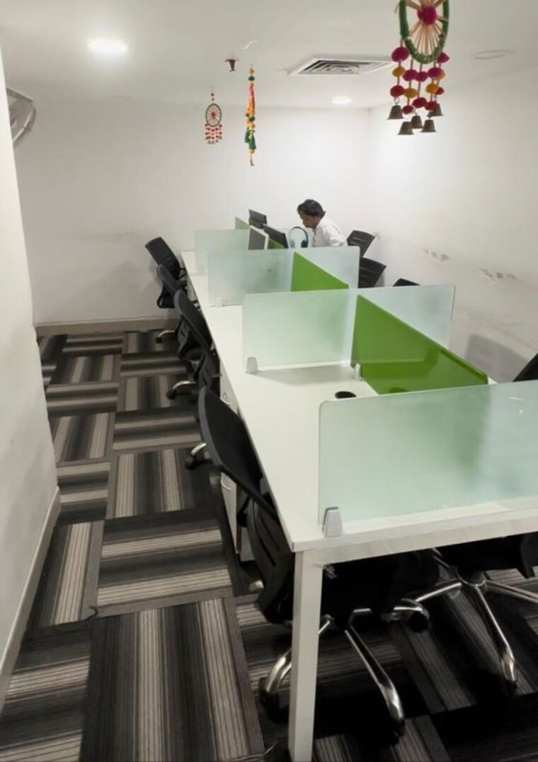 undefined, rajouri garden Commercial Office Space 2000 Sq.Ft. In Rajouri Garden Delhi 10209037
