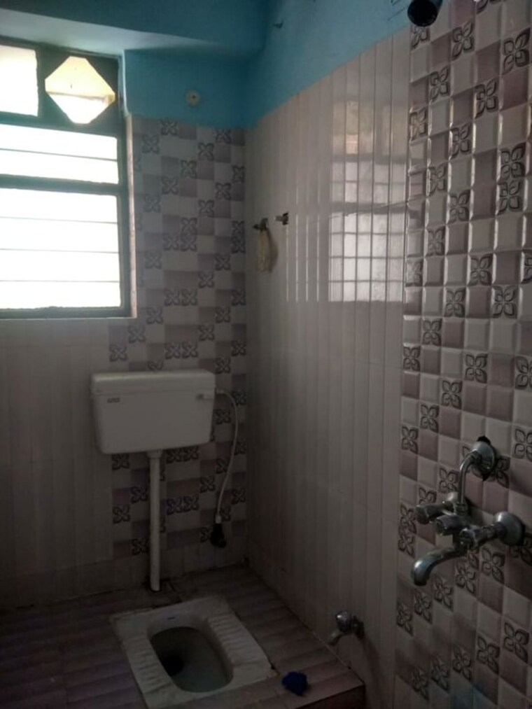 Bathroom, namkum 3 Bedroom 1450 Sq.Ft. Apartment In Namkum Ranchi 10209058