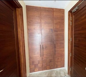 Furnished Amenities in 3 BHK Builder Floor at Sector 2 – for Rent