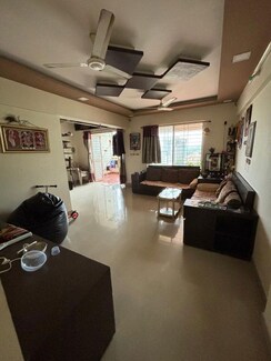 Apartment For Rent in Gayatrree Goldcrest