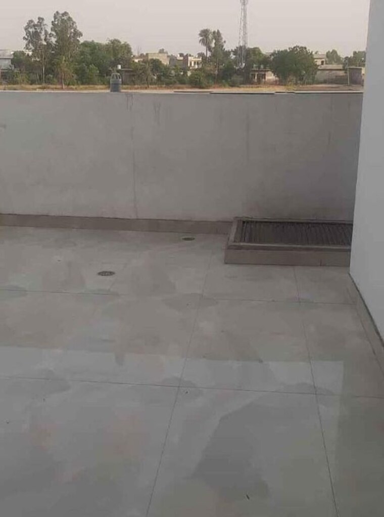 Balcony, sector 115 4 Bedroom 100 Sq.Yd. Independent House In Sector 115 Mohali 10209265