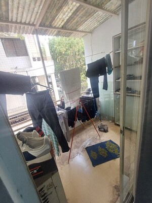 Team Area in 2 BHK Apartment at Elegant Heritage, Viman Nagar – for Rent