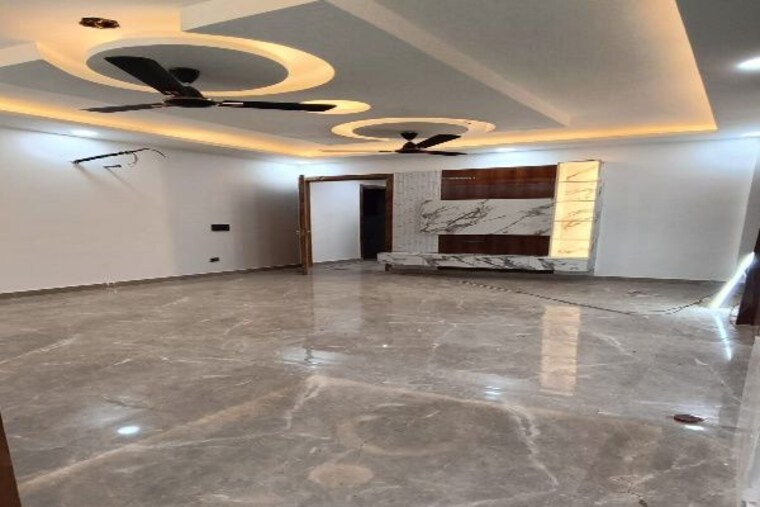 Room, hasanpur 2 Bedroom 720 Sq.Ft. Builder Floor In Hasanpur Delhi 10209276