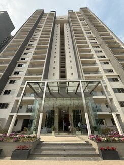 2.5 BHK + Servant Room Apartment For Sale in Godrej Air Sector 85