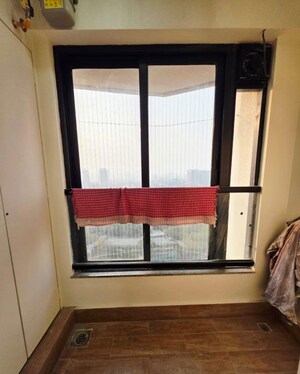 Furnished Amenities in 3 BHK Apartment at Kalpataru Magnus, Bandra East – for Rent