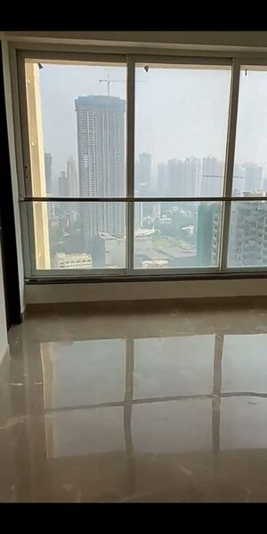 Kitchen in 4 BHK Apartment at Sheth Montana, Mulund West – for Sale