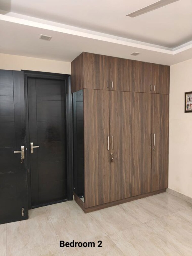 Room, dlf-belvedere-towers 4 Bedroom 2250 Sq.Ft. Apartment In Sector 24 Gurgaon 10209602