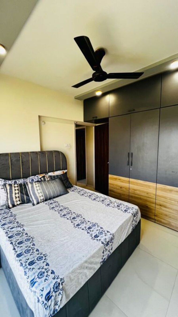 Bedroom, dosti-eastern-bay-phase-2 2 Bedroom 686 Sq.Ft. Apartment In Wadala Mumbai 10209592