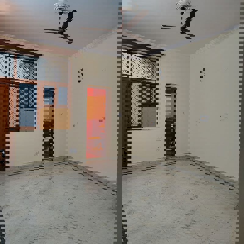 Room in 3 BHK Builder Floor at Whitefield – for Sale