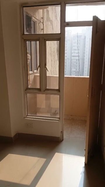 2 BHK Apartment For Rent in Supertech Cape Town