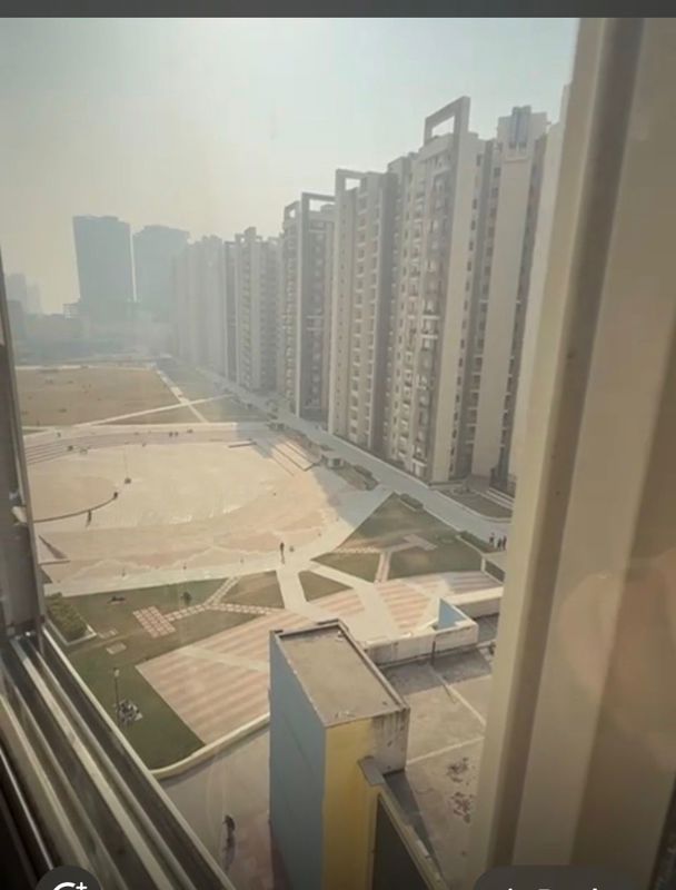 3 BHK + Pooja Room Apartment For Sale in Amrapali Golf Homes