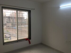 Room in 2 BHK Apartment at Shree Tirupati Maple Tower, Kondhwa – for Rent