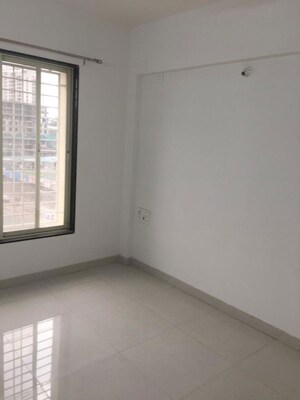 Room in 2 BHK Apartment at Shree Tirupati Maple Tower, Kondhwa – for Rent