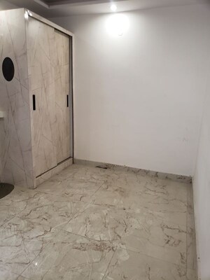 2 BHK Builder Floor For Rent in Janakpuri