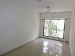 Room in 1 BHK Apartment at Ecohomes Nai Roshni, Andheri East – for Rent