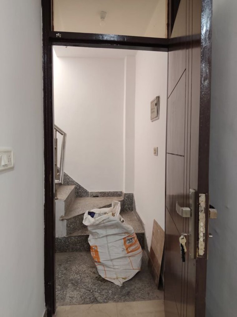 Bathroom, govindpuri 2 Bedroom 800 Sq.Ft. Builder Floor In Govindpuri Delhi 10209901